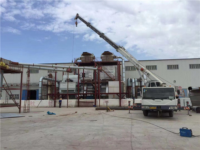 海丰县“手脚齐动”—— 吊车的 “协同作业” 技术